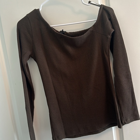 New with tags! N: Philanthropy waffle knit, long sleeve top. Size XS! - Picture 6 of 6